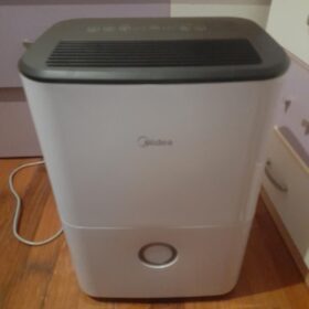 Deshumidificador Midea 12L/día Silencioso - Compacto para 20-35m², APP Inteligente, Anti-Moho photo review