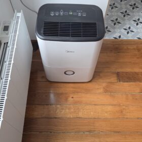 Déshumidificateur Midea 20L/jour - Puissant & Intelligent pour 50m² - Contrôle APP photo review